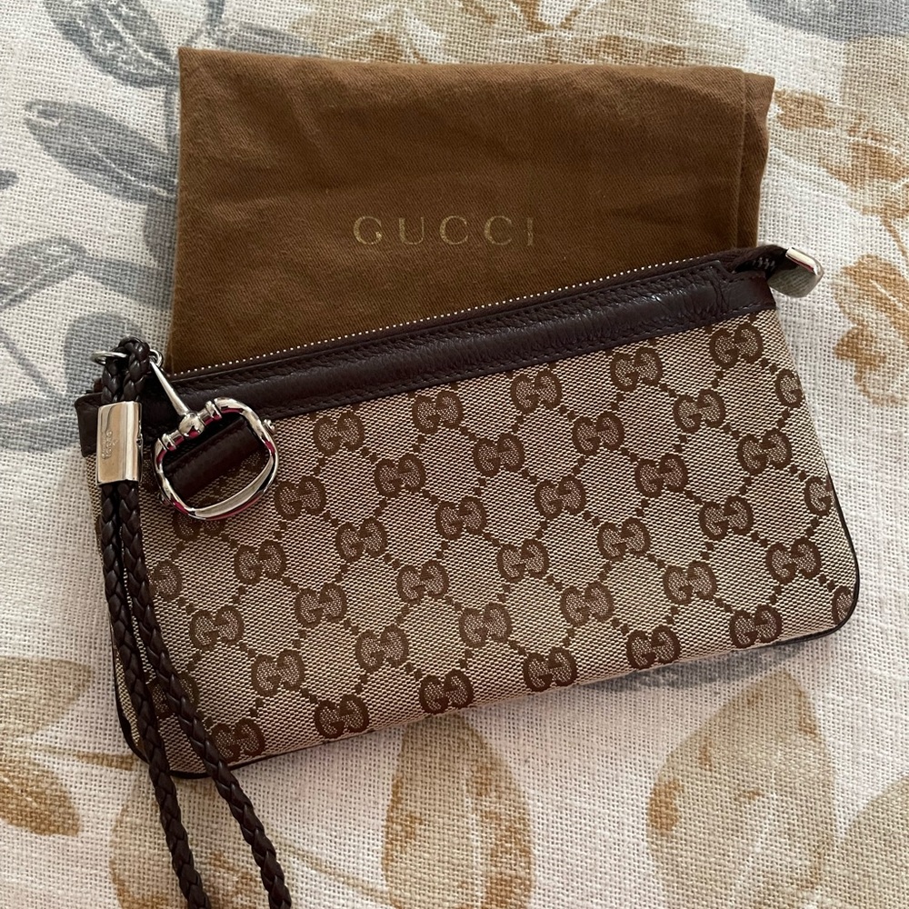 Authentic Gucci wristlet